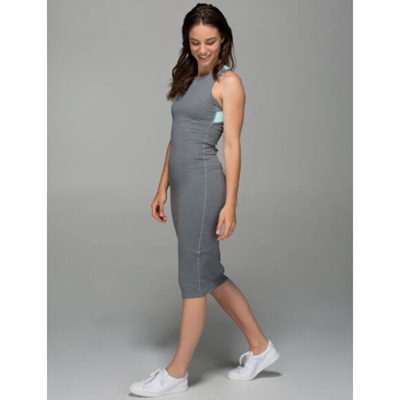 Lululemon Picnic Play Dress Heathered Slate / Tranquil Blue 4 - Picture 1 of 11